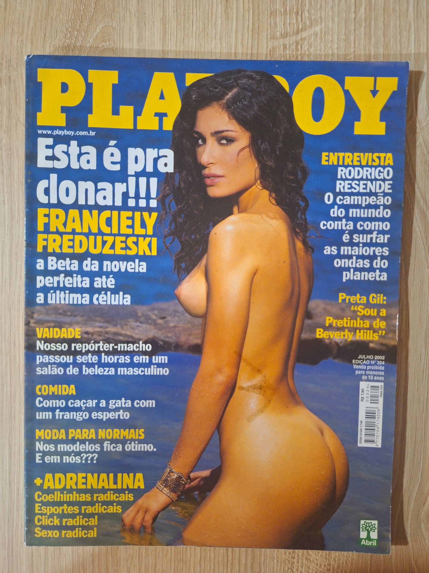 Revista Playboy N° 324