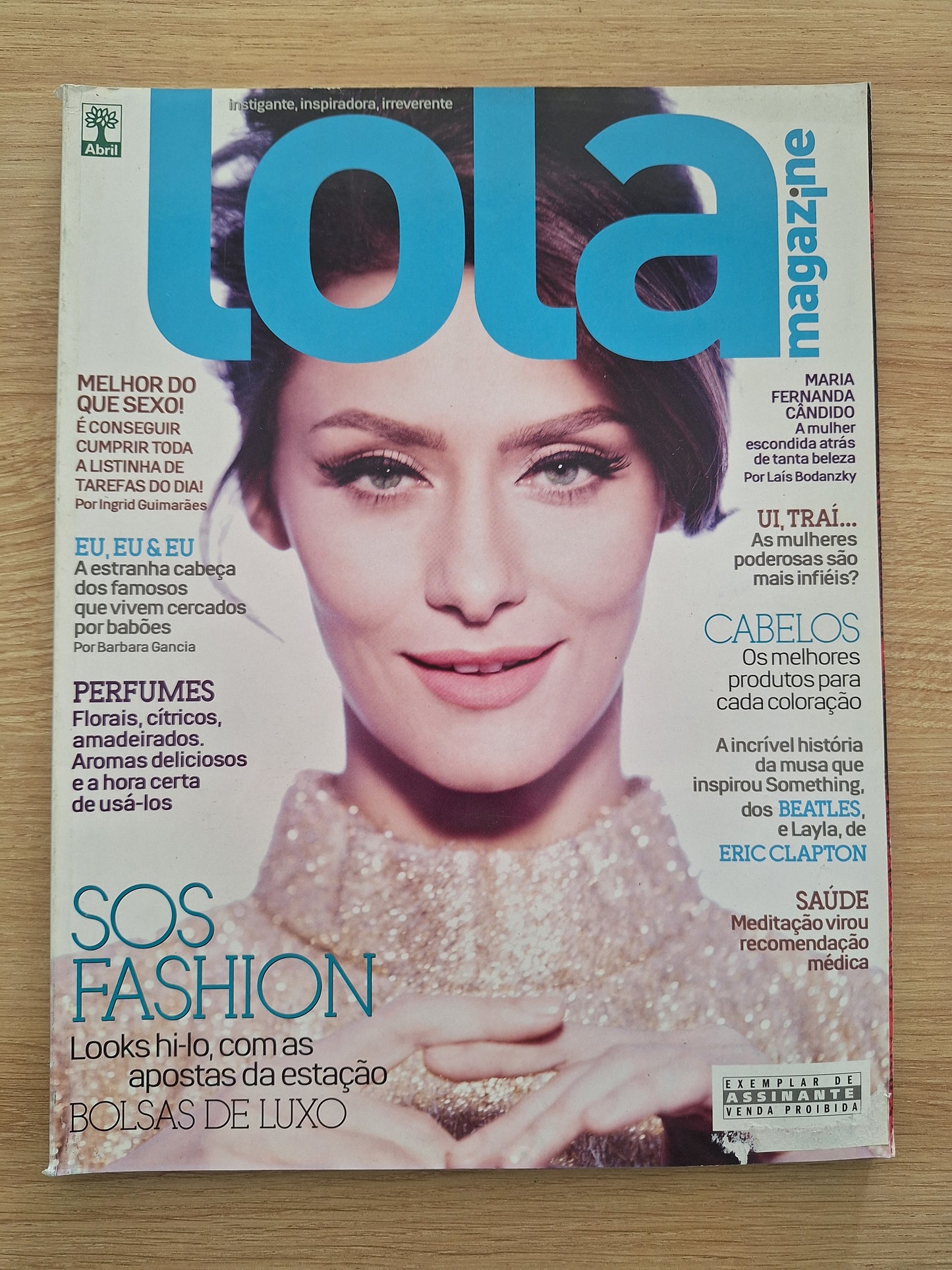 Revista Lola 10 (2011)