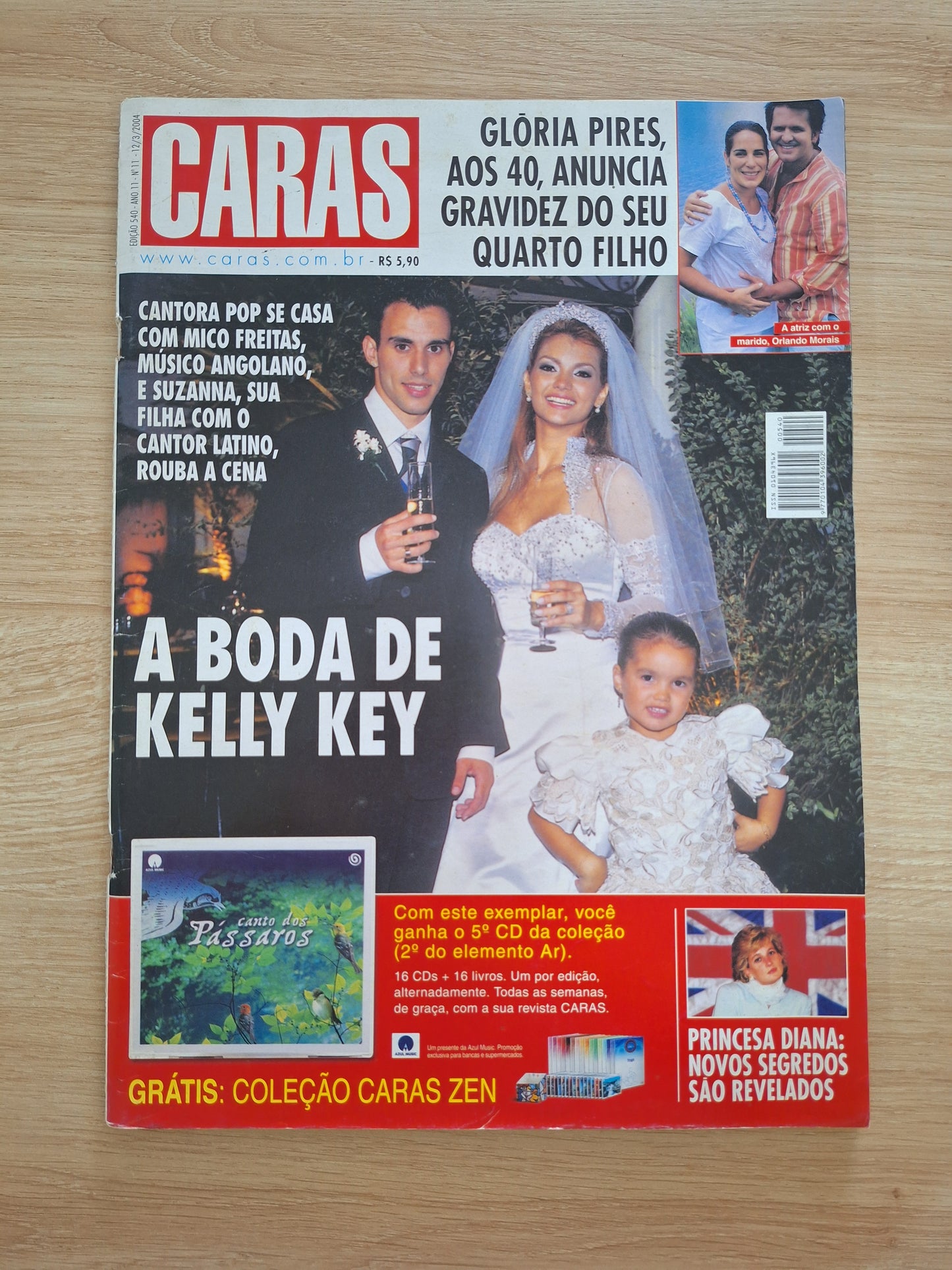 Revista Caras 540 (2004)