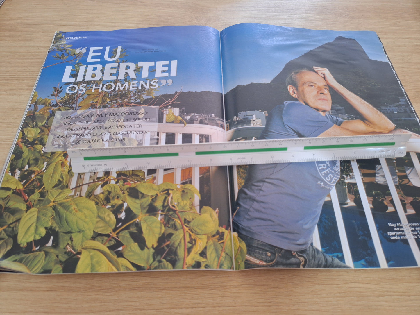 Revista Istoé Gente 447 (2008)