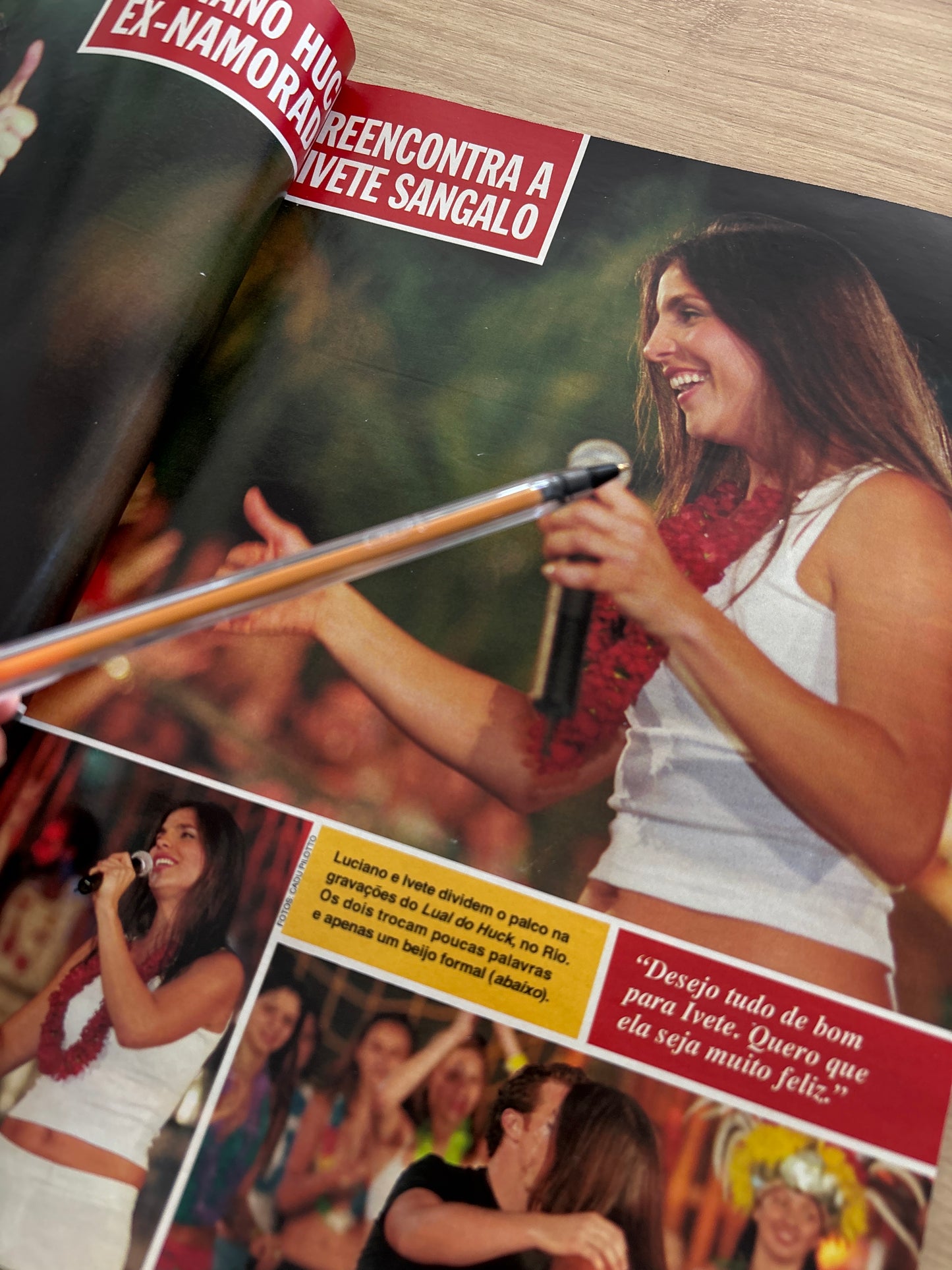 Revista Caras 249 (2000)