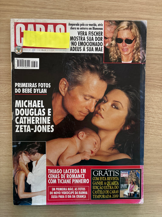 Revista Caras 361 (2009)