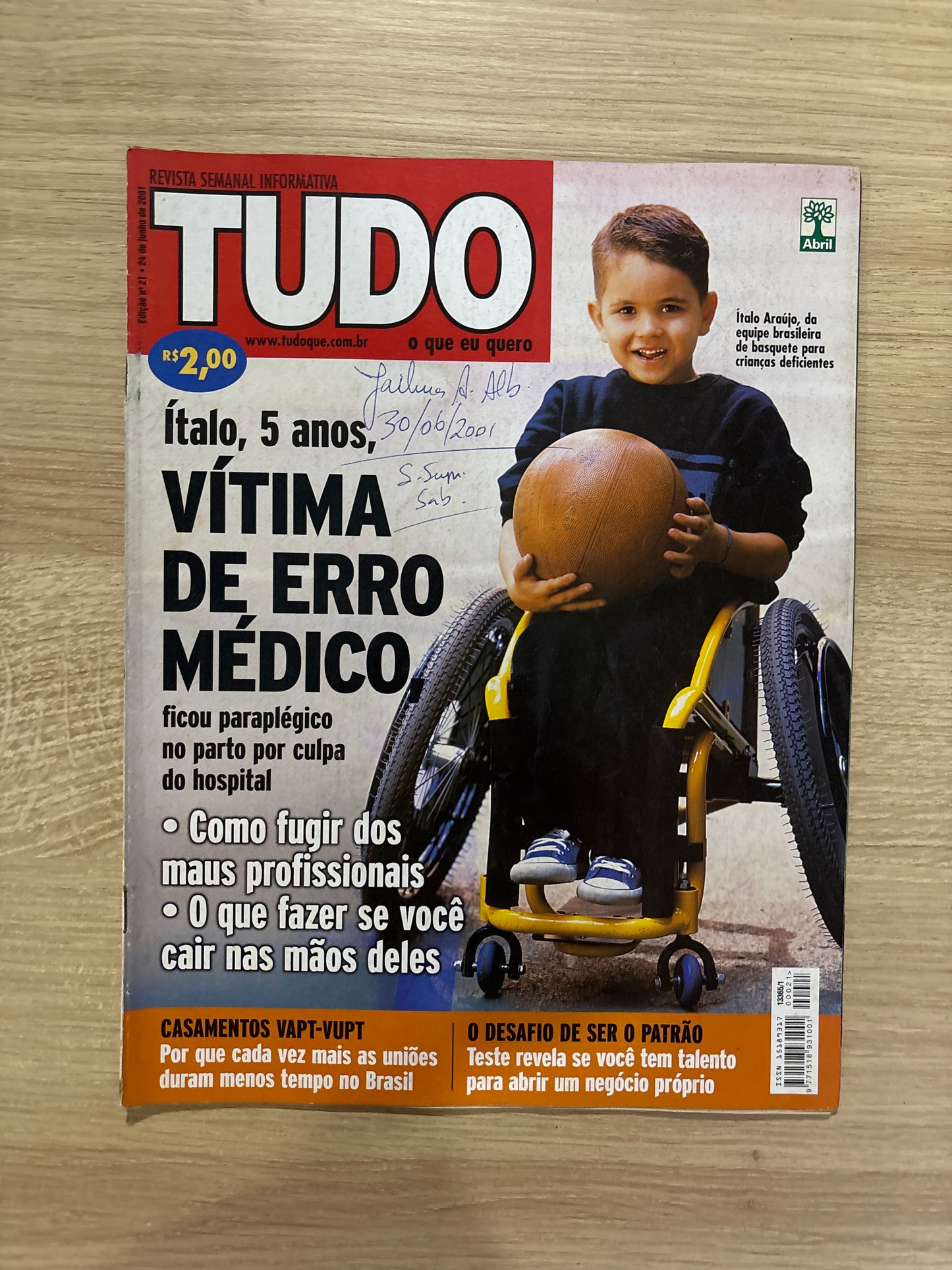 Revista Tudo o que eu quero 21 (2001)