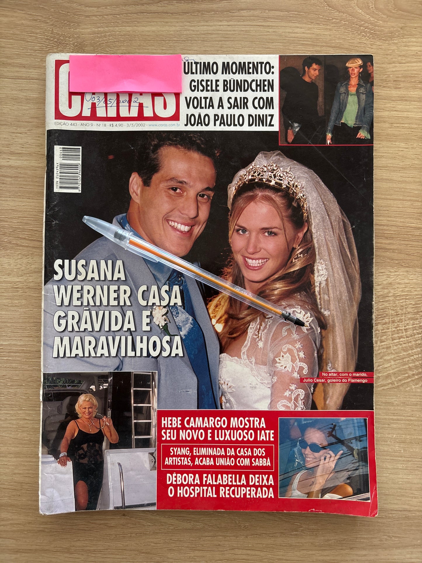 Revista Caras 443 (2002)