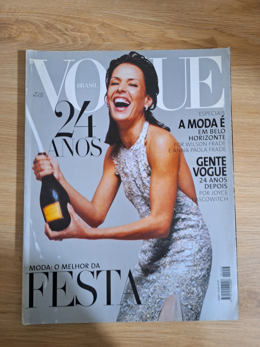 Revista Vogue N° 253