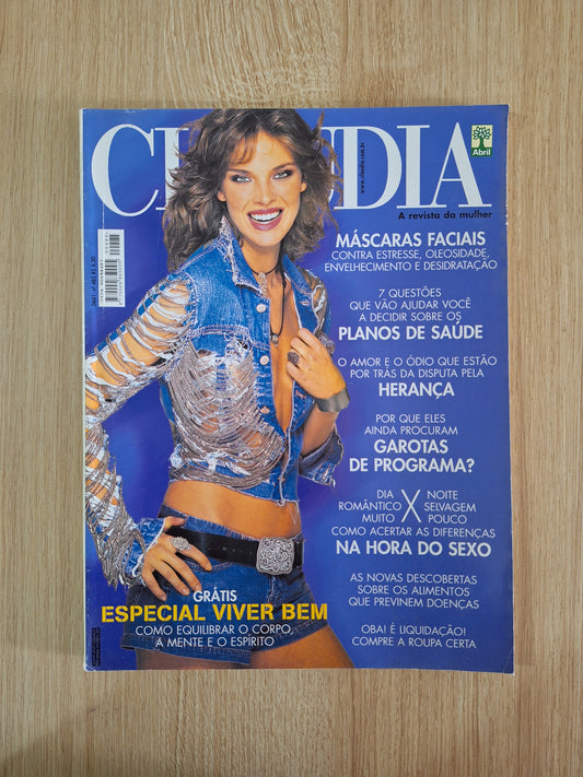 Revista Claudia N° 485 (2002)