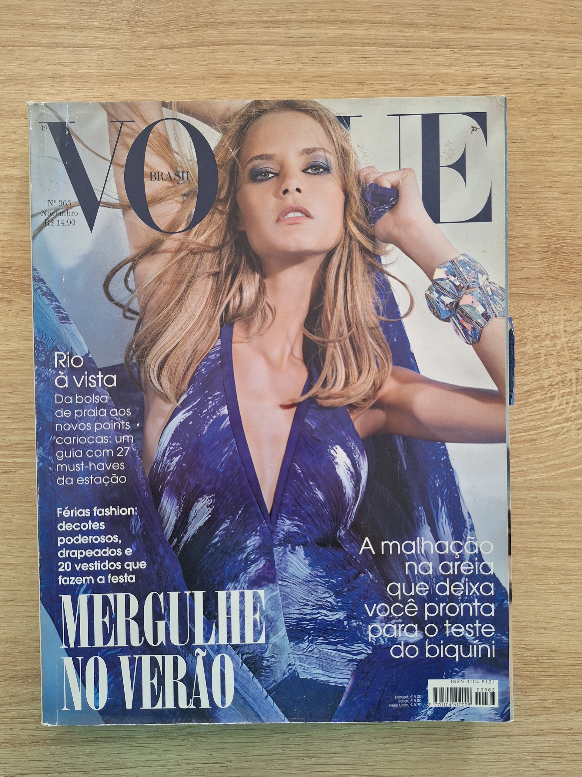 Revista Vogue 363 (2008) – Janna Revistas e Discos
