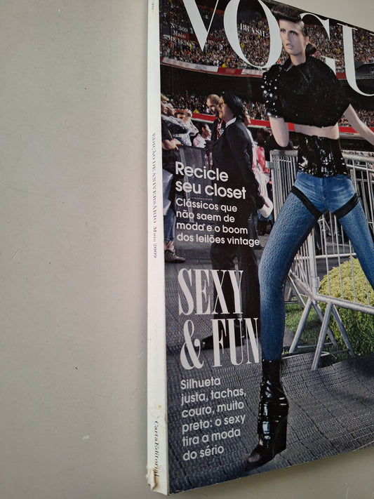 Vogue N° 369