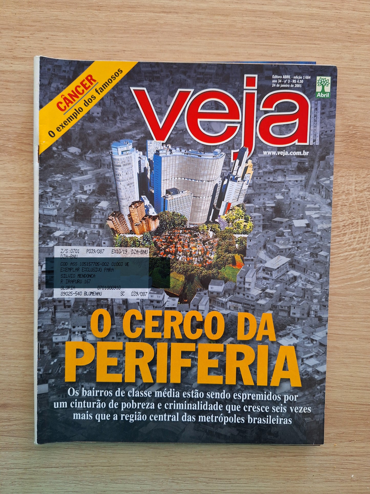 Revista Veja 1684 (2001)