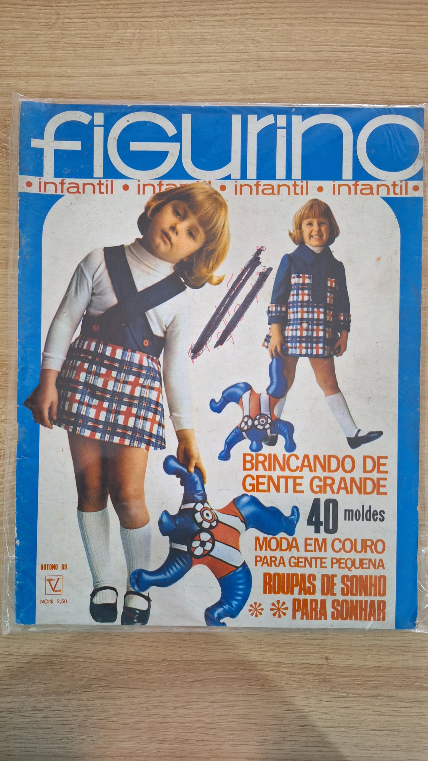 Revista Figurino Moderno Infantil