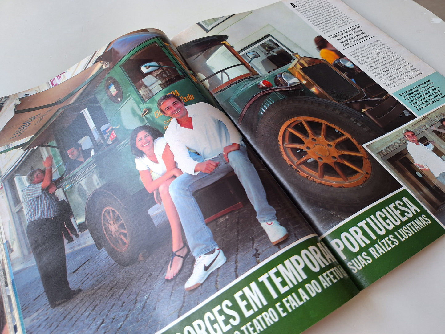 Revista Caras 925 ( 2011 )