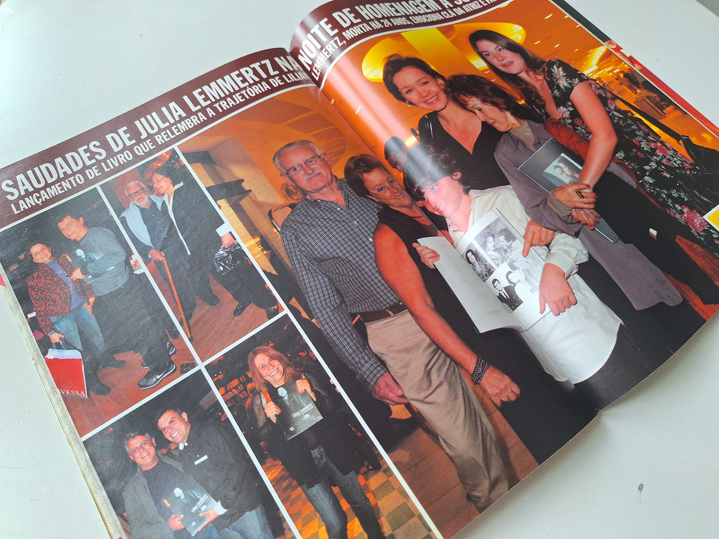 Revista Caras N° 885 (2010)