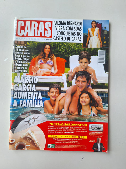 Revista Caras N° 1045 (2013)