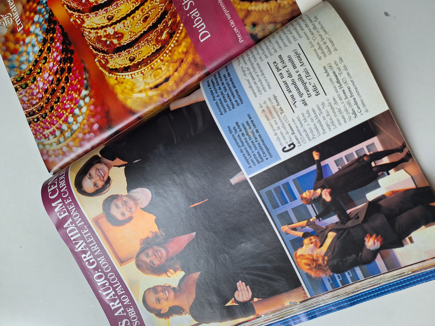 Revista Caras 897 (2011)