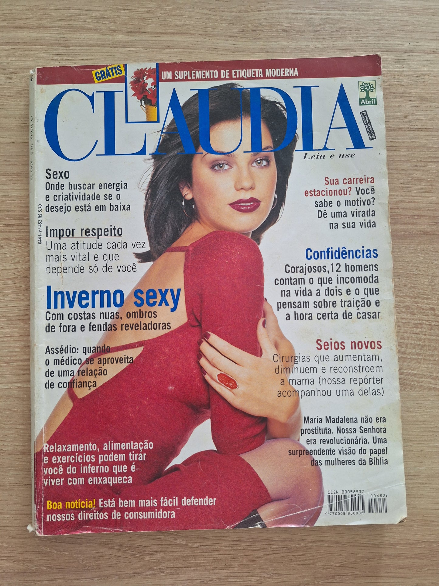 Revista Claudia 452 (1999)
