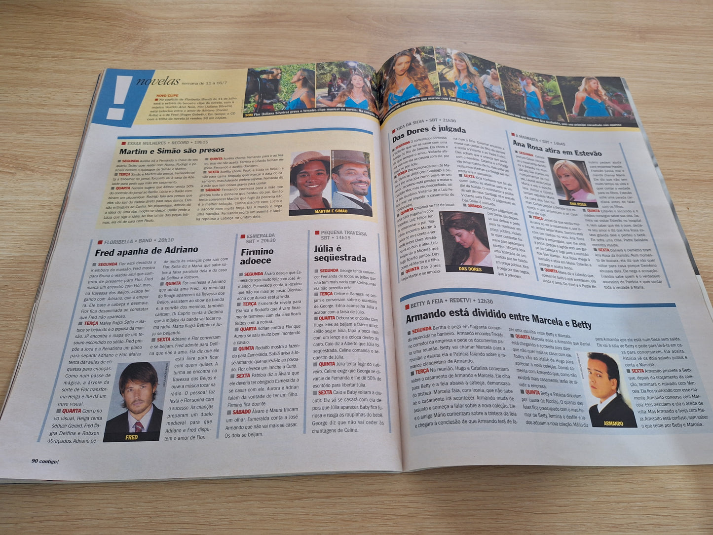 Revista Contigo 1554 (2005)