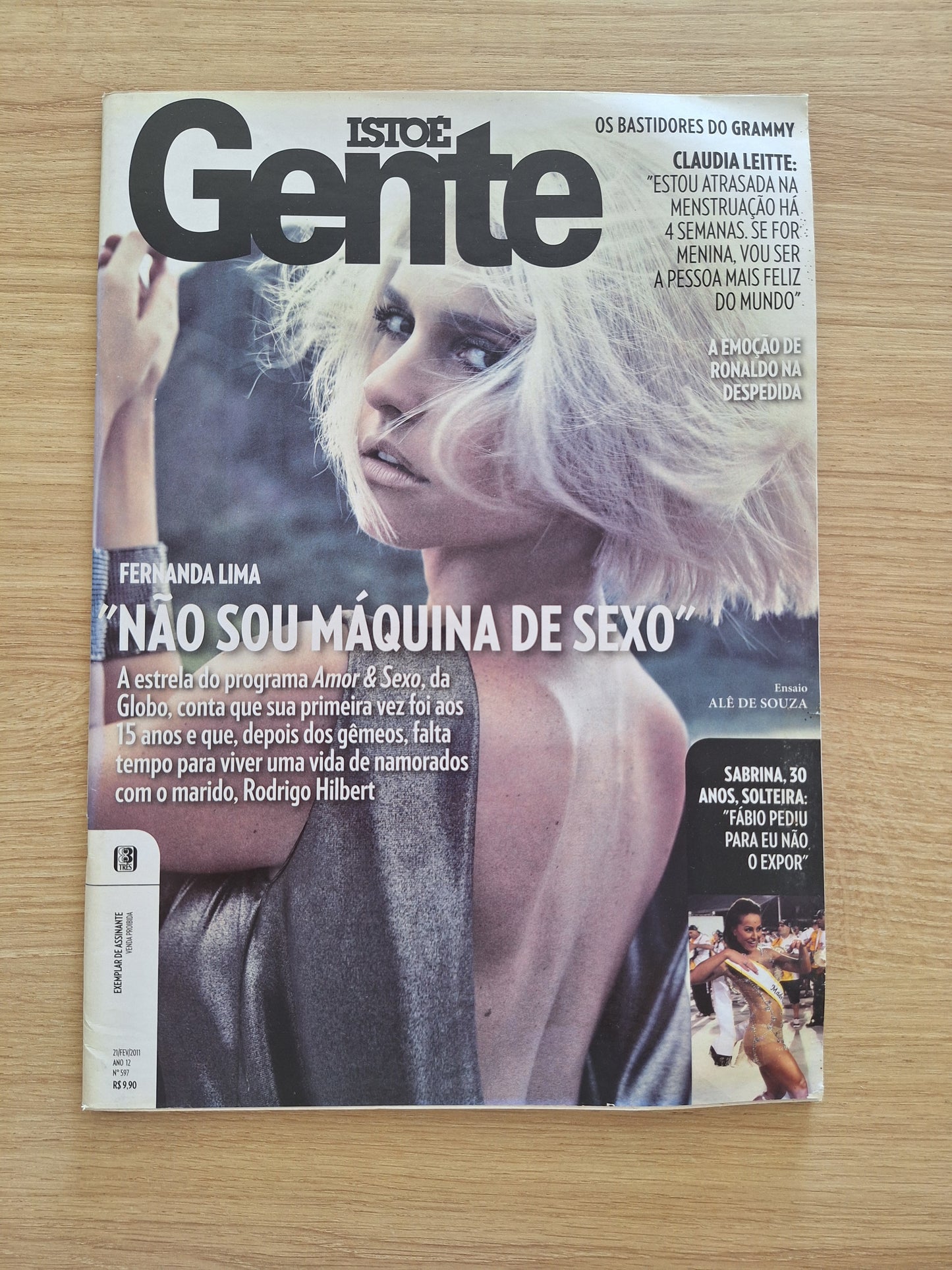 Revista Istoé Gente 597 (2011)