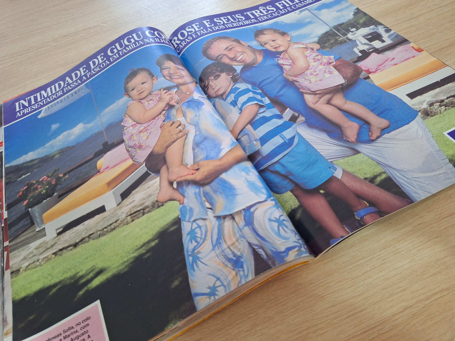 Revista Caras 595 (2005)