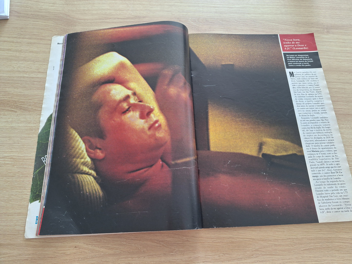 Revista Caras 242 (1998)