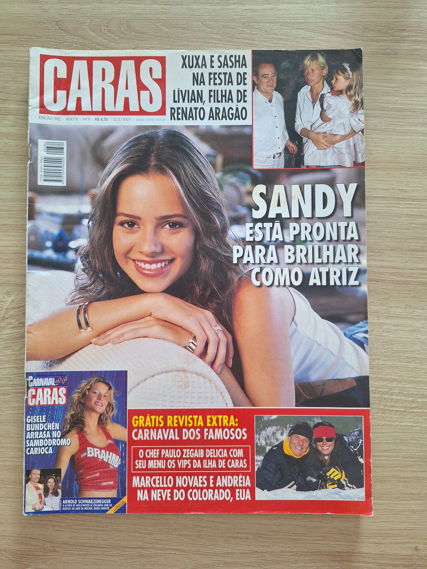 Revista Caras 382 (2001)