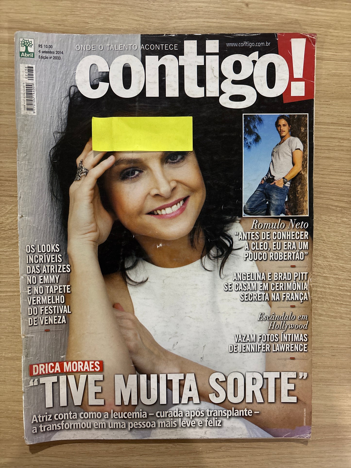 Revista Contigo 2033 (2014)