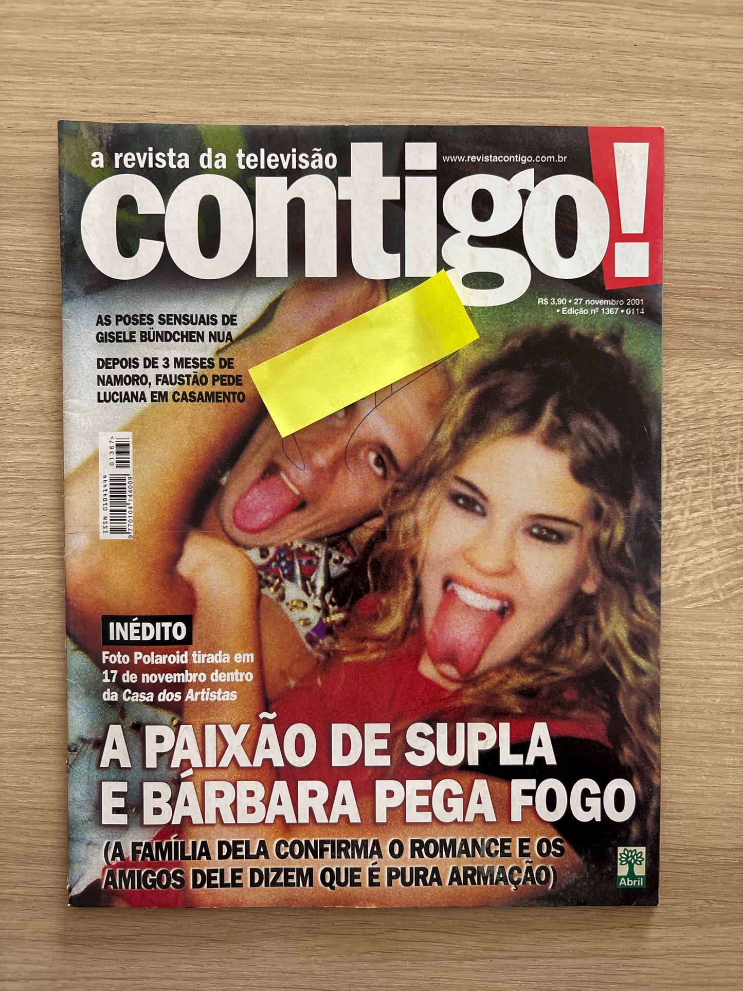 Revista Contigo 1367 (2001)
