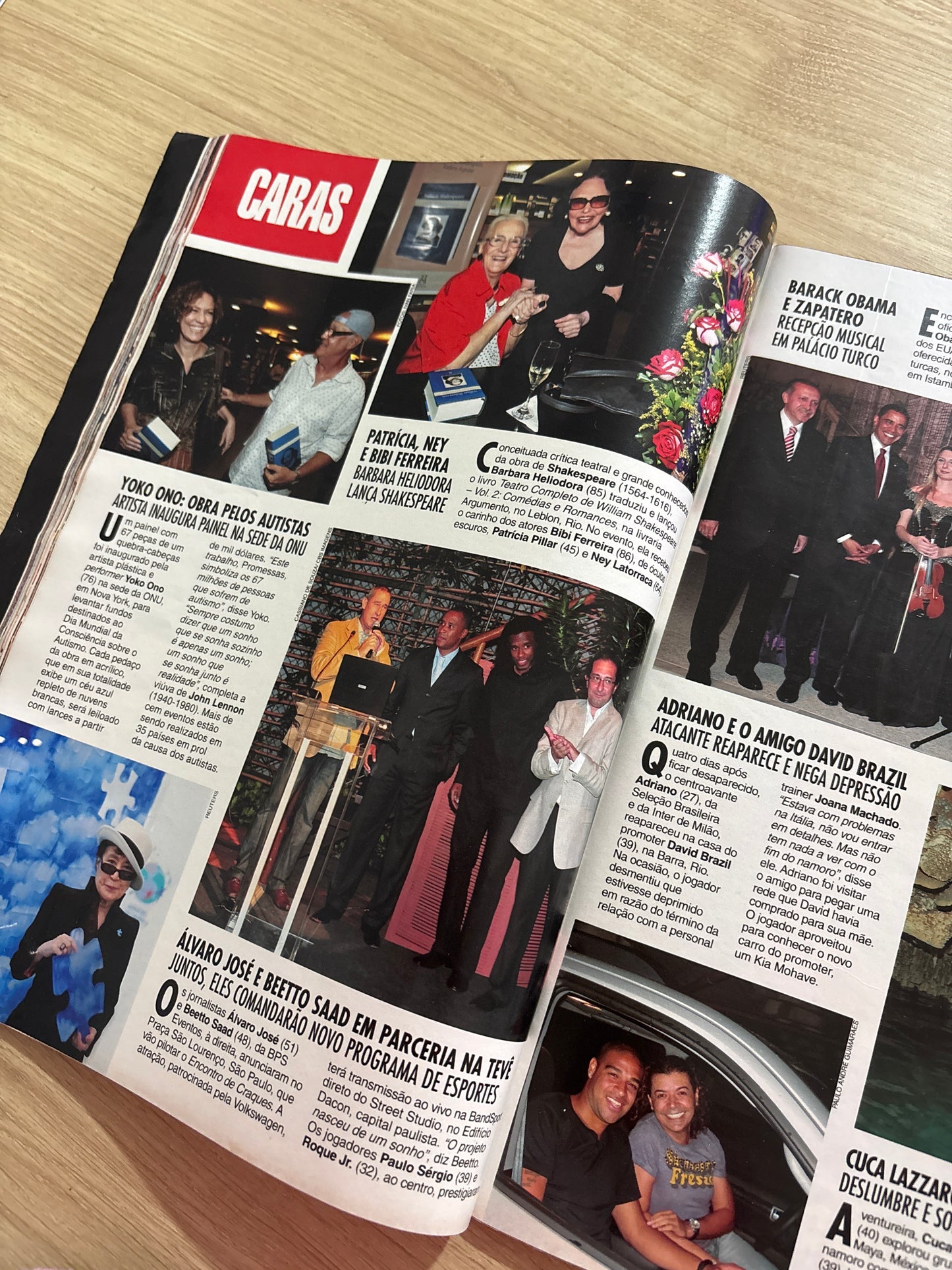 Revista Caras 806 (2009)