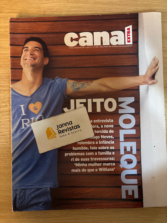 Revista Canal Extra 690