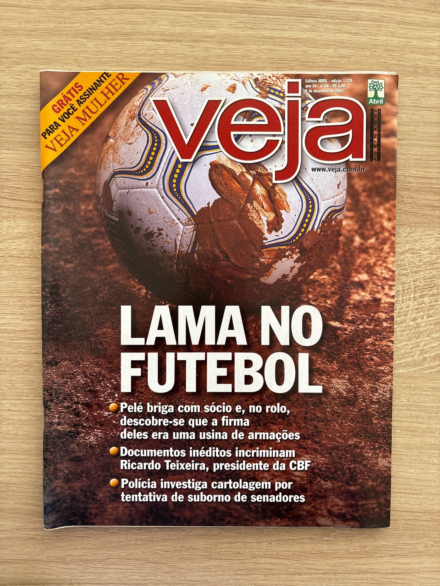 Revista Veja 1729 (2001)