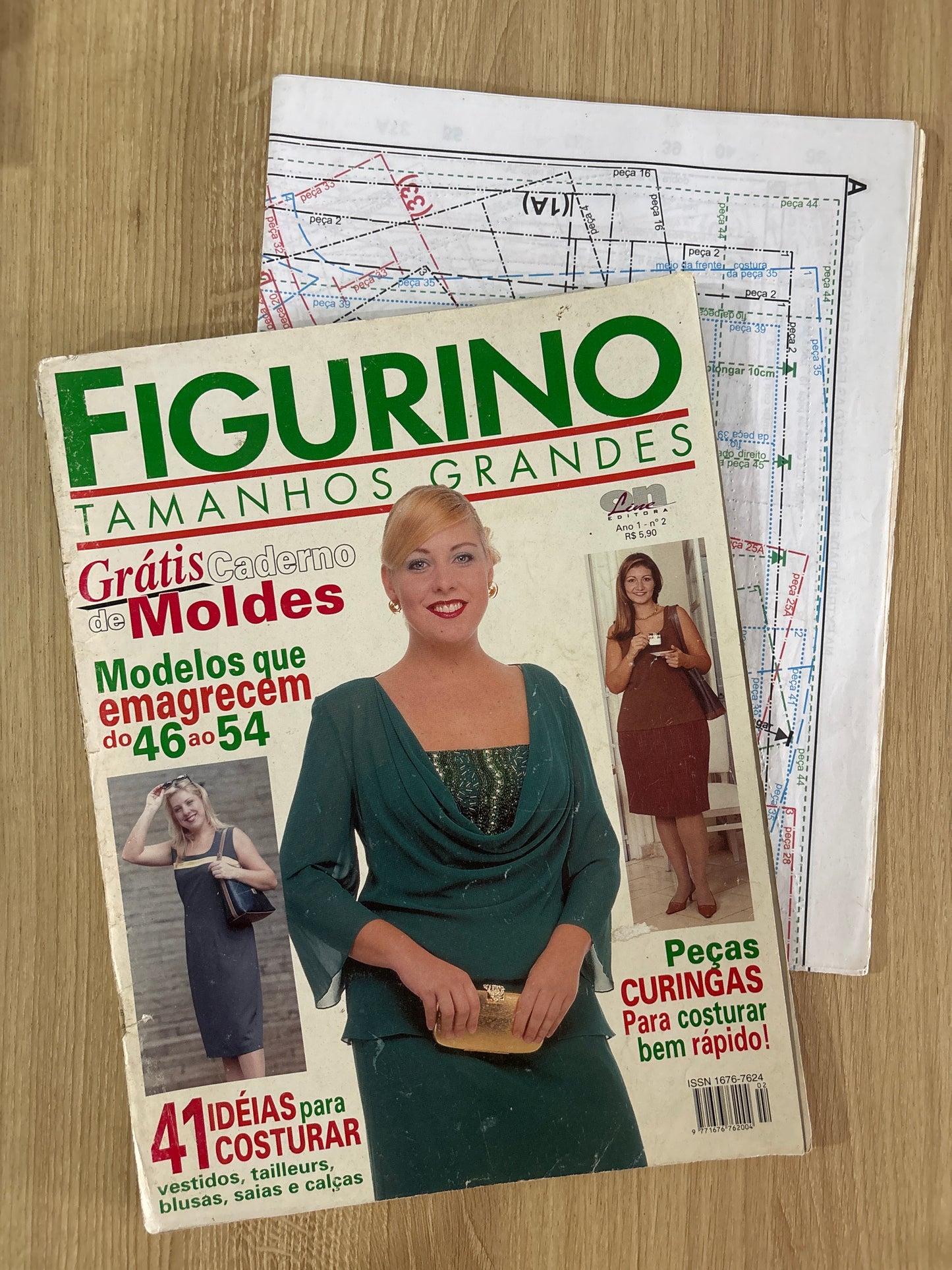 Revista Figurino Tamanhos Grandes 02