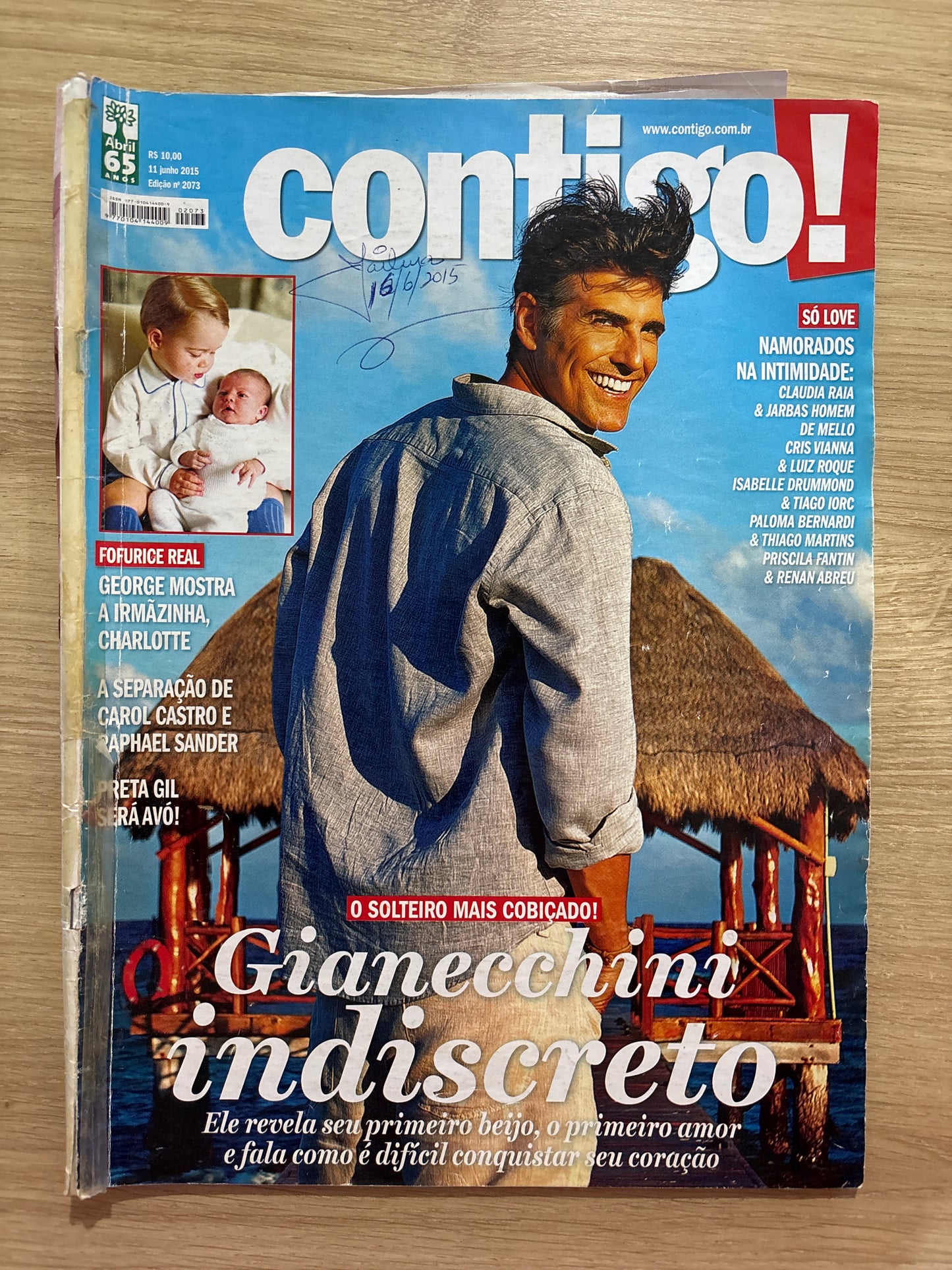 Revista Contigo 2073 (2015)