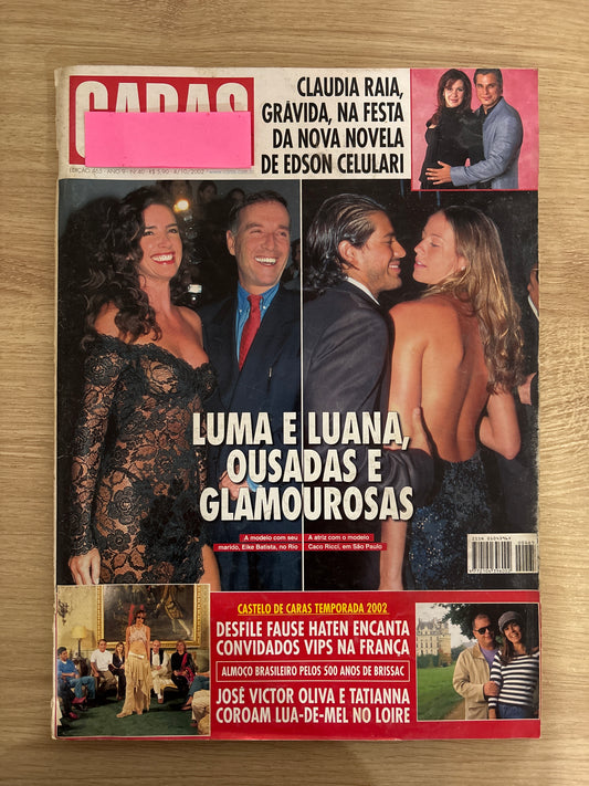 Revista Caras 465 (2002)