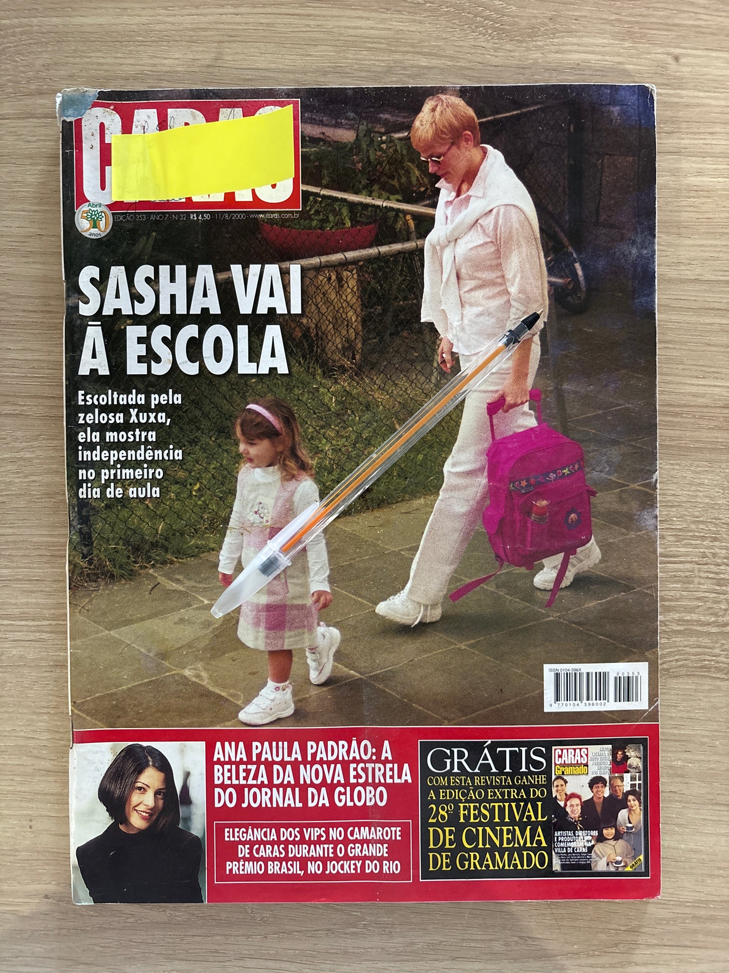 Revista Caras 353 (2000)