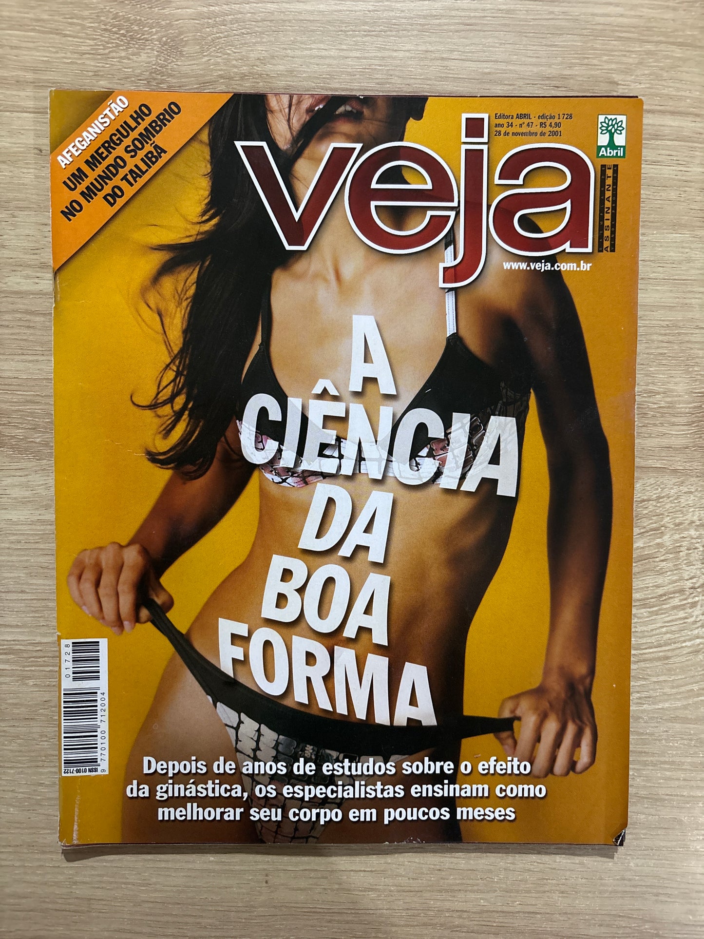 Revista Veja 1728 (2001)