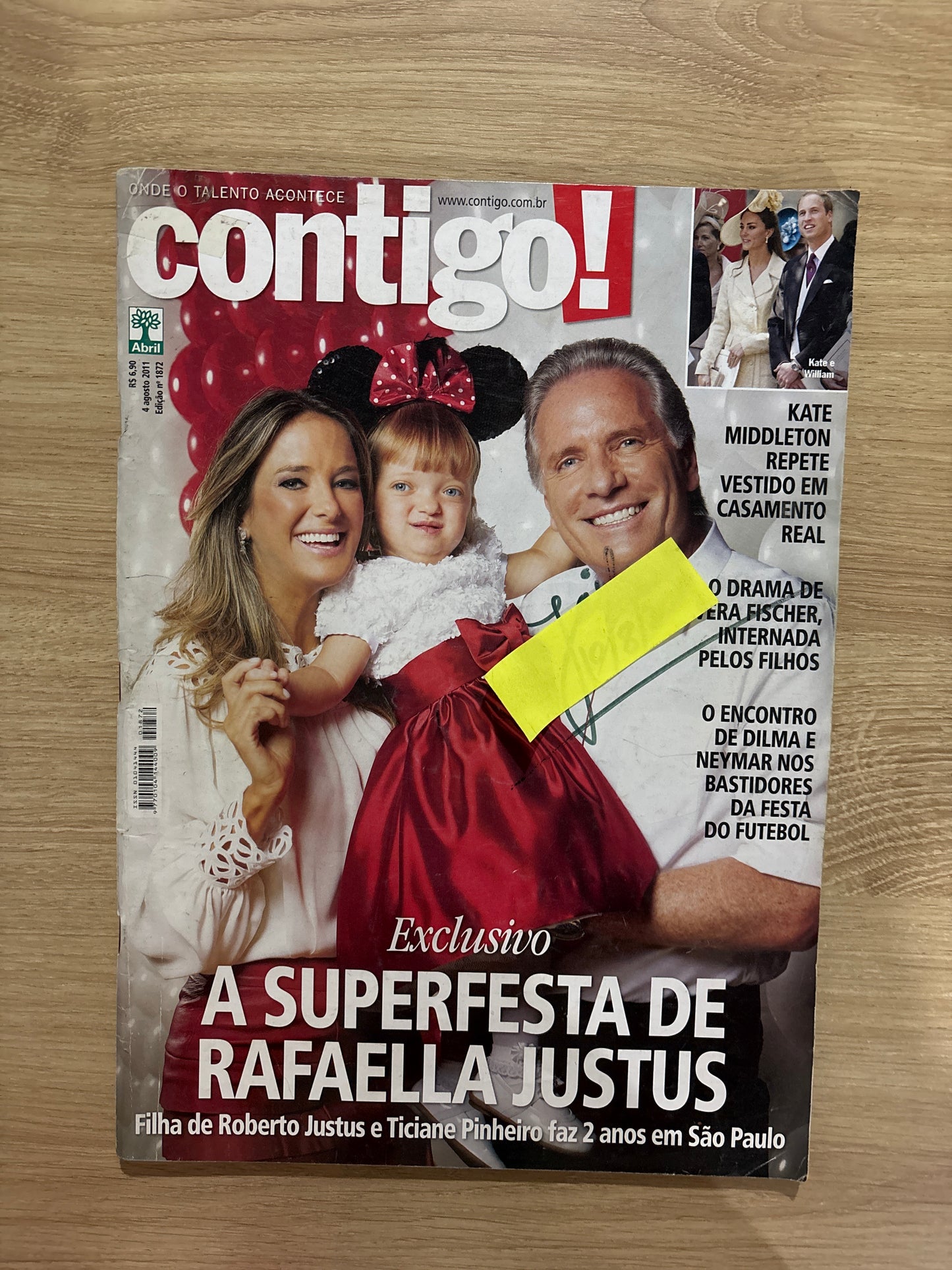 Revista Contigo 1872 (2011)