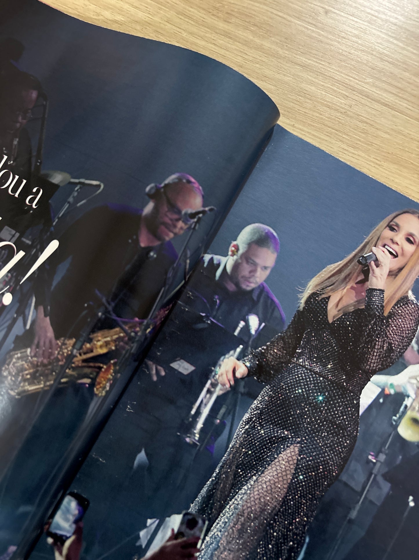 Revista Contigo 2085 (2015)