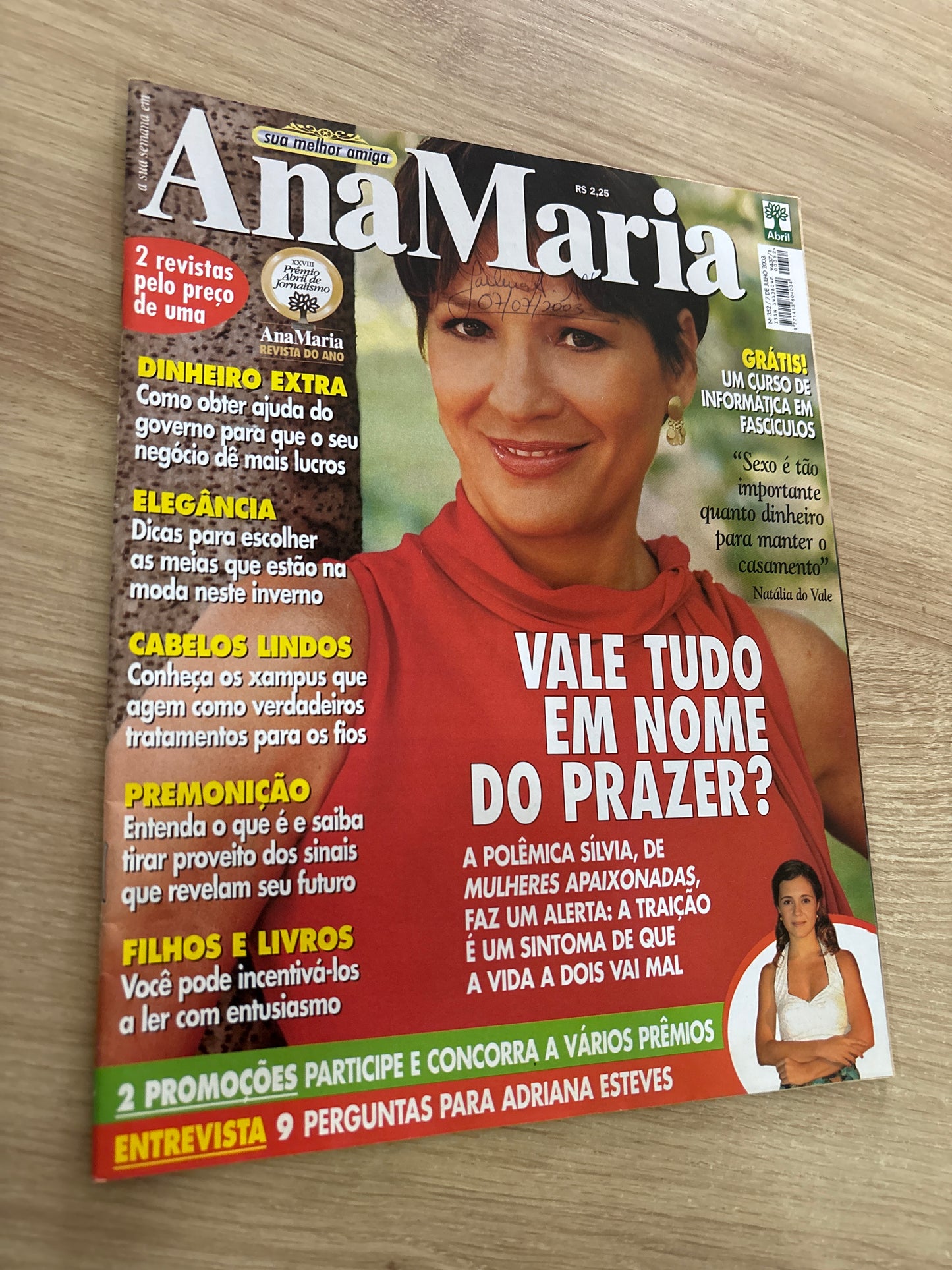 Revista Ana Maria 352 (2003)