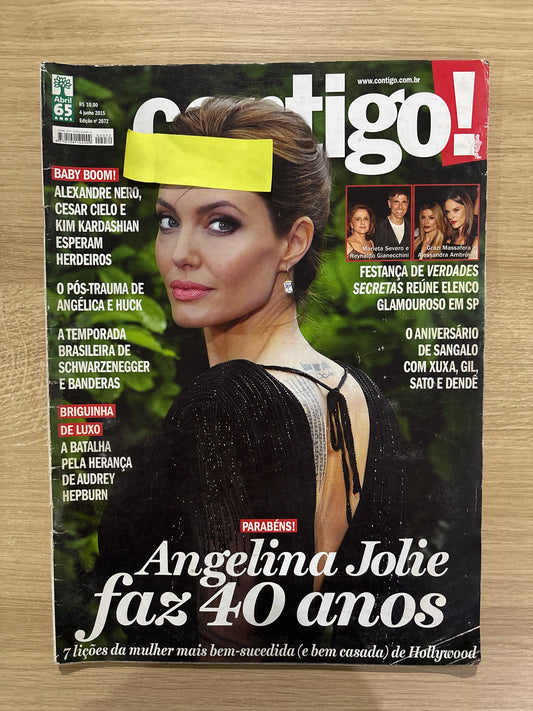 Revista Contigo 2072 (2015)