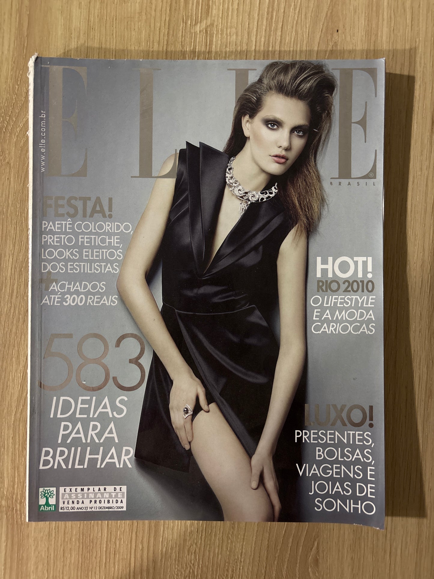 Revista Elle Brasil (2009)