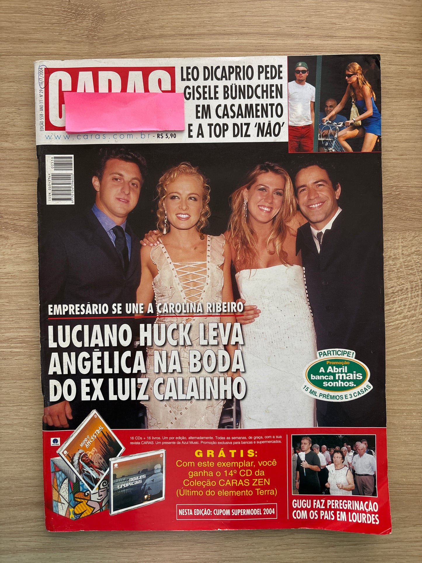 Revista Caras 558 (2004)
