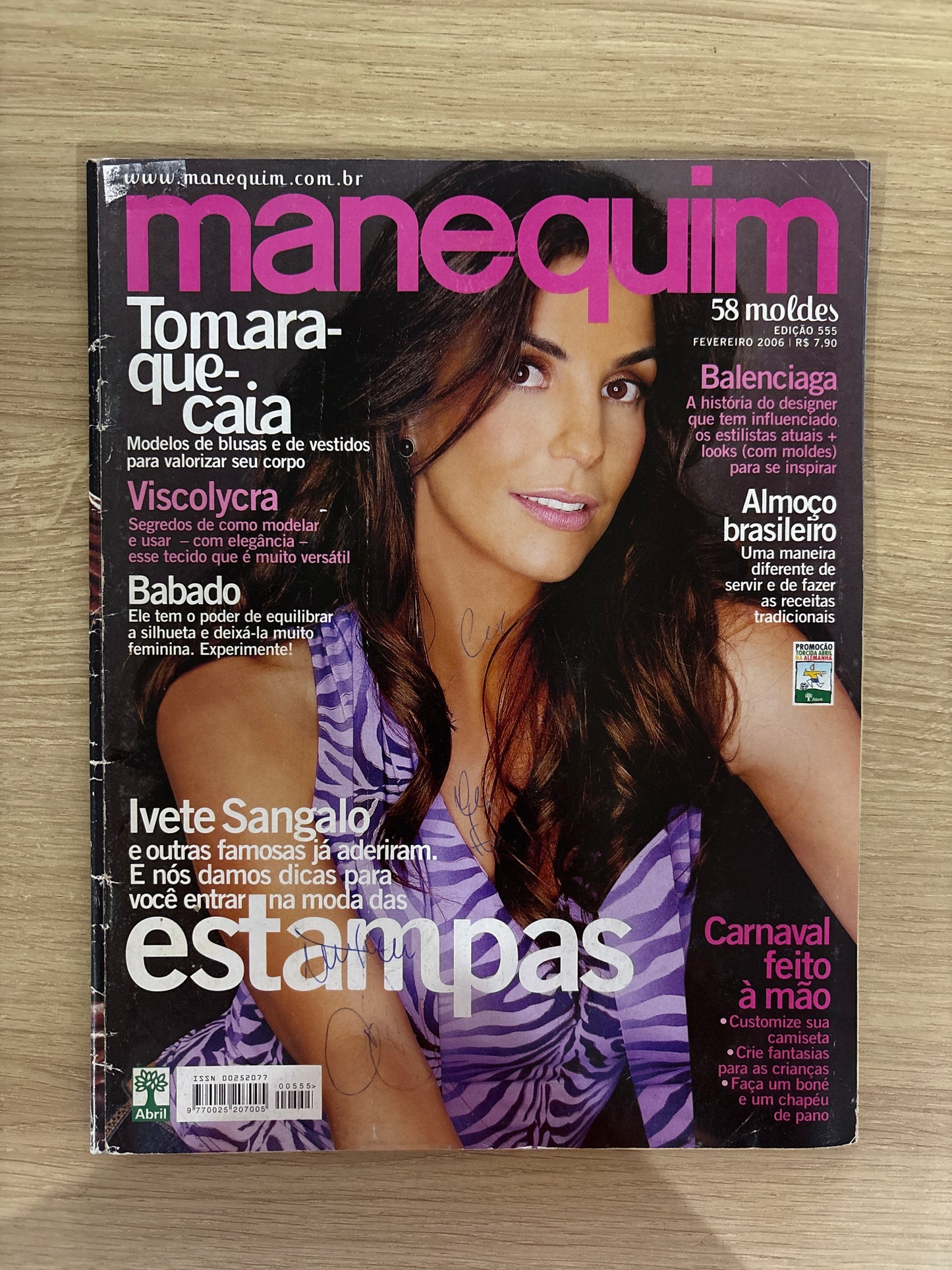 Revista Manequim 555 (2006)