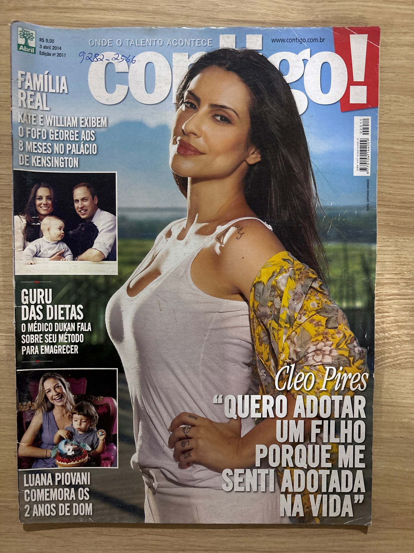 Revista Contigo 2011 (2014)