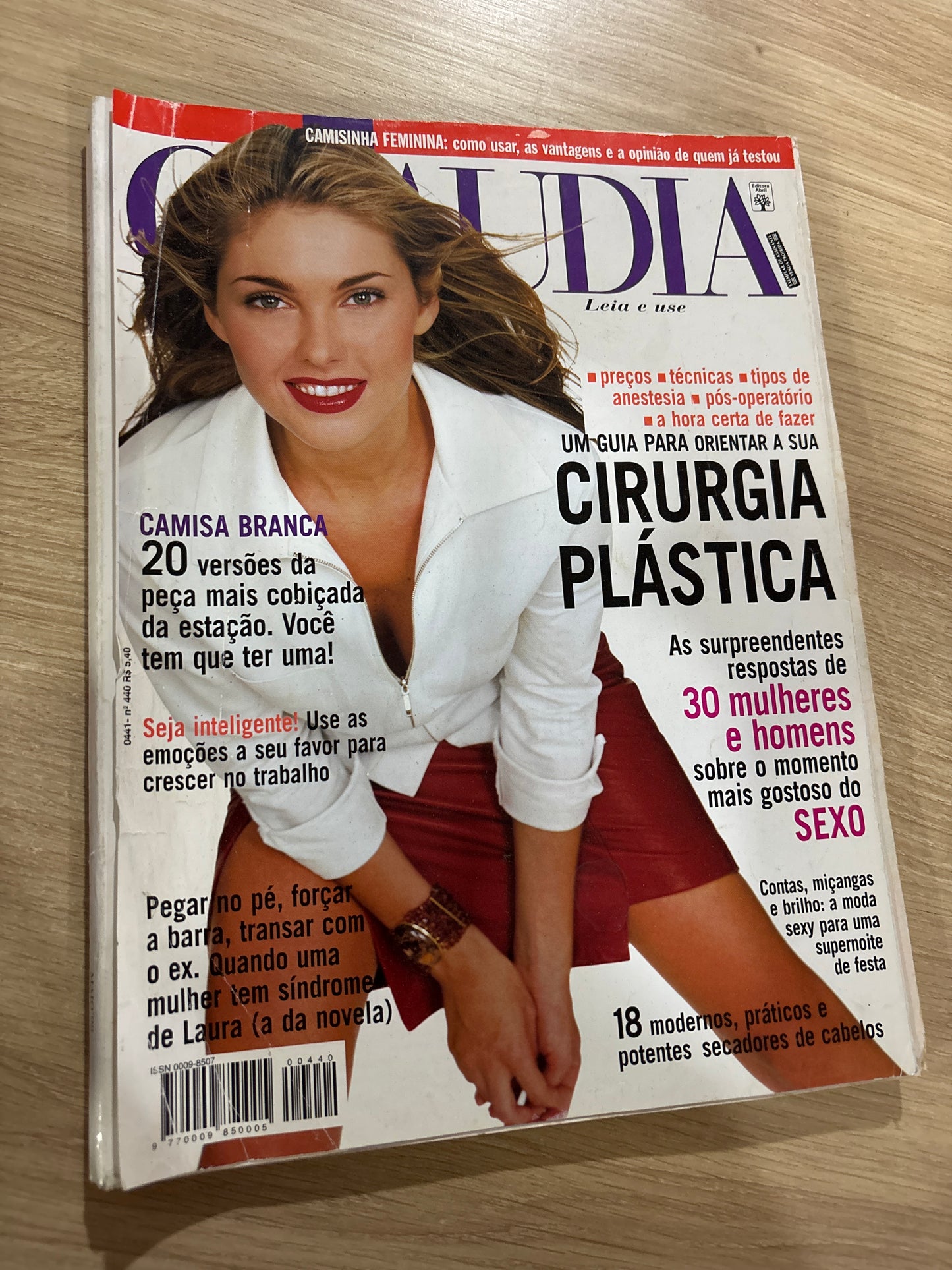 Revista Claudia 440 (1998)