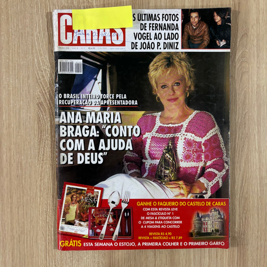 Revista Caras 44 (2001)