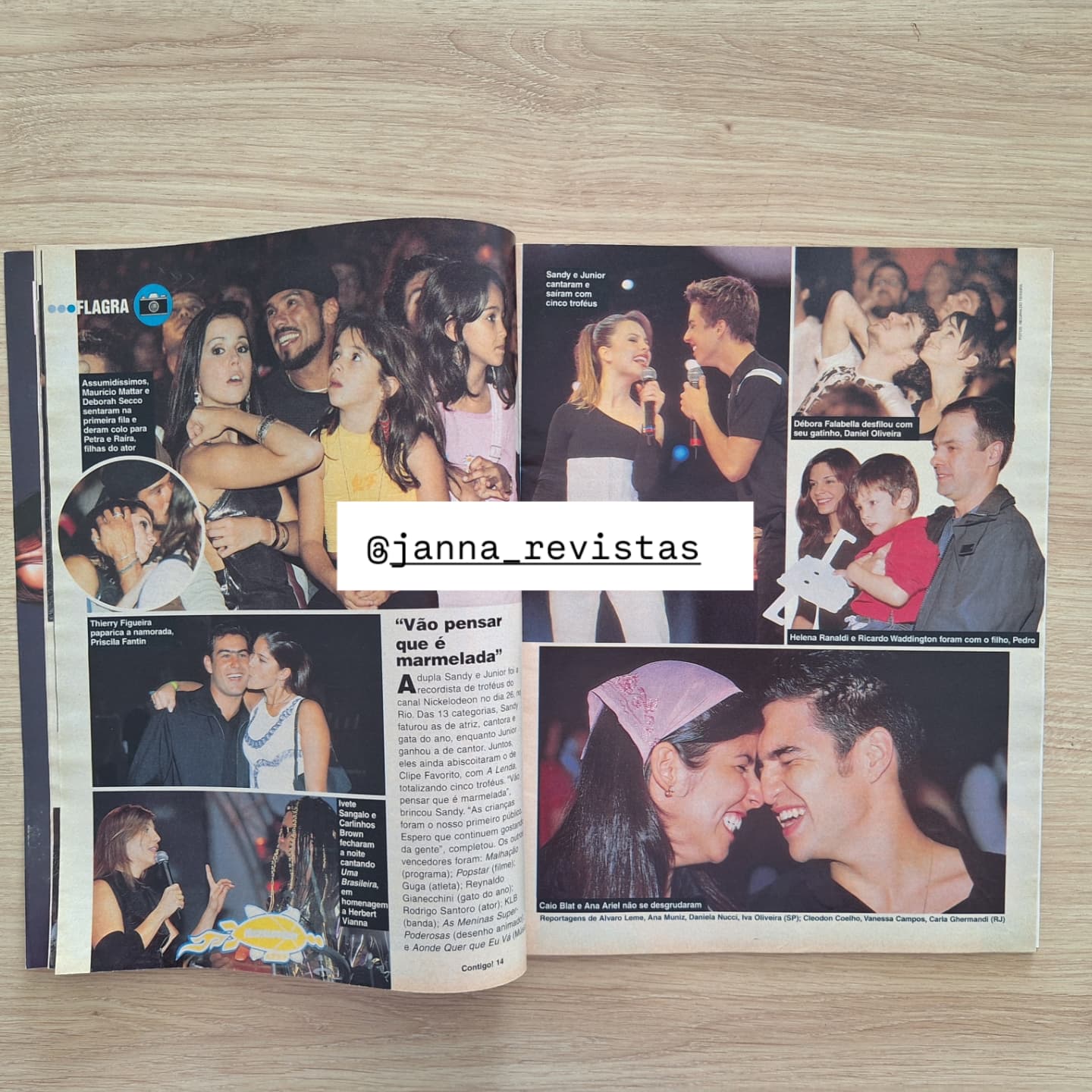 Revista Contigo 1360 (2001)