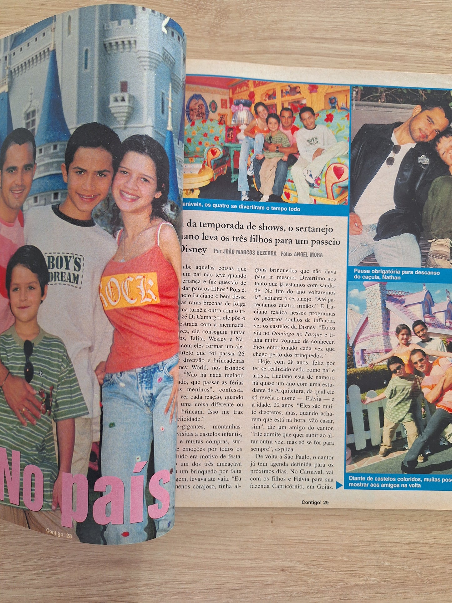 Revista Contigo 1328 (2001)