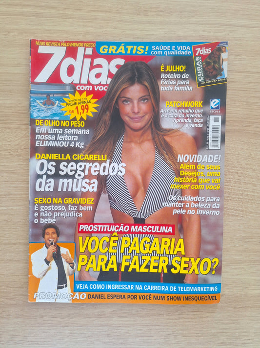 Revista 7 Dias 61 (2004)