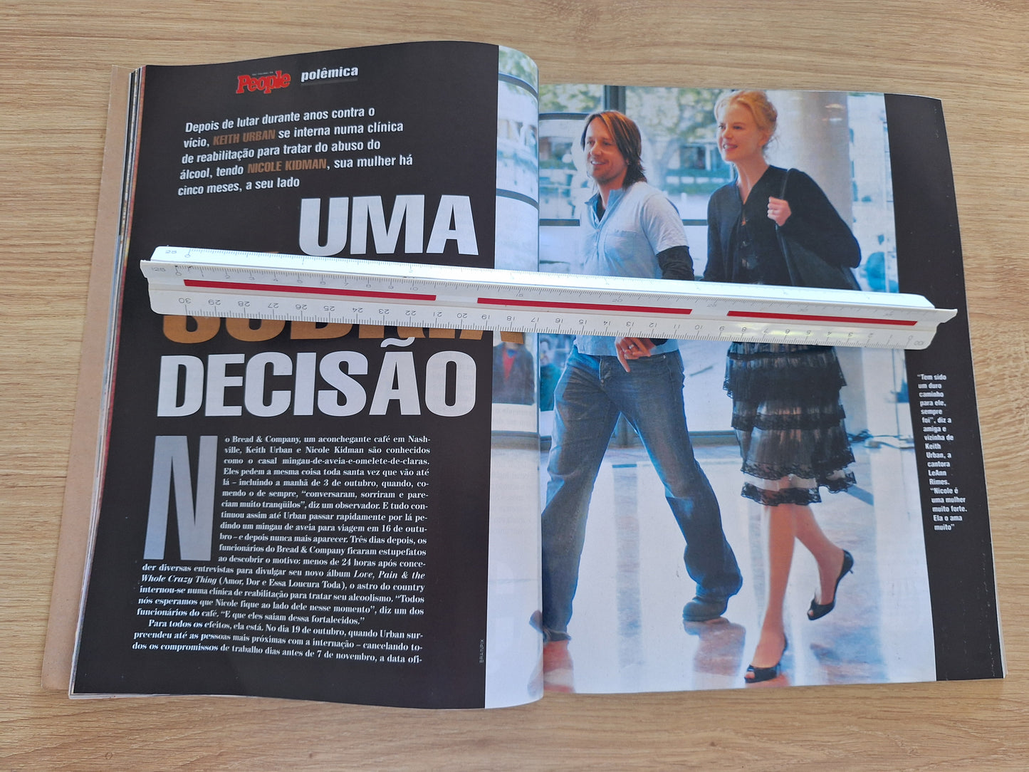 Revista Istoé Gente 379 (2006)