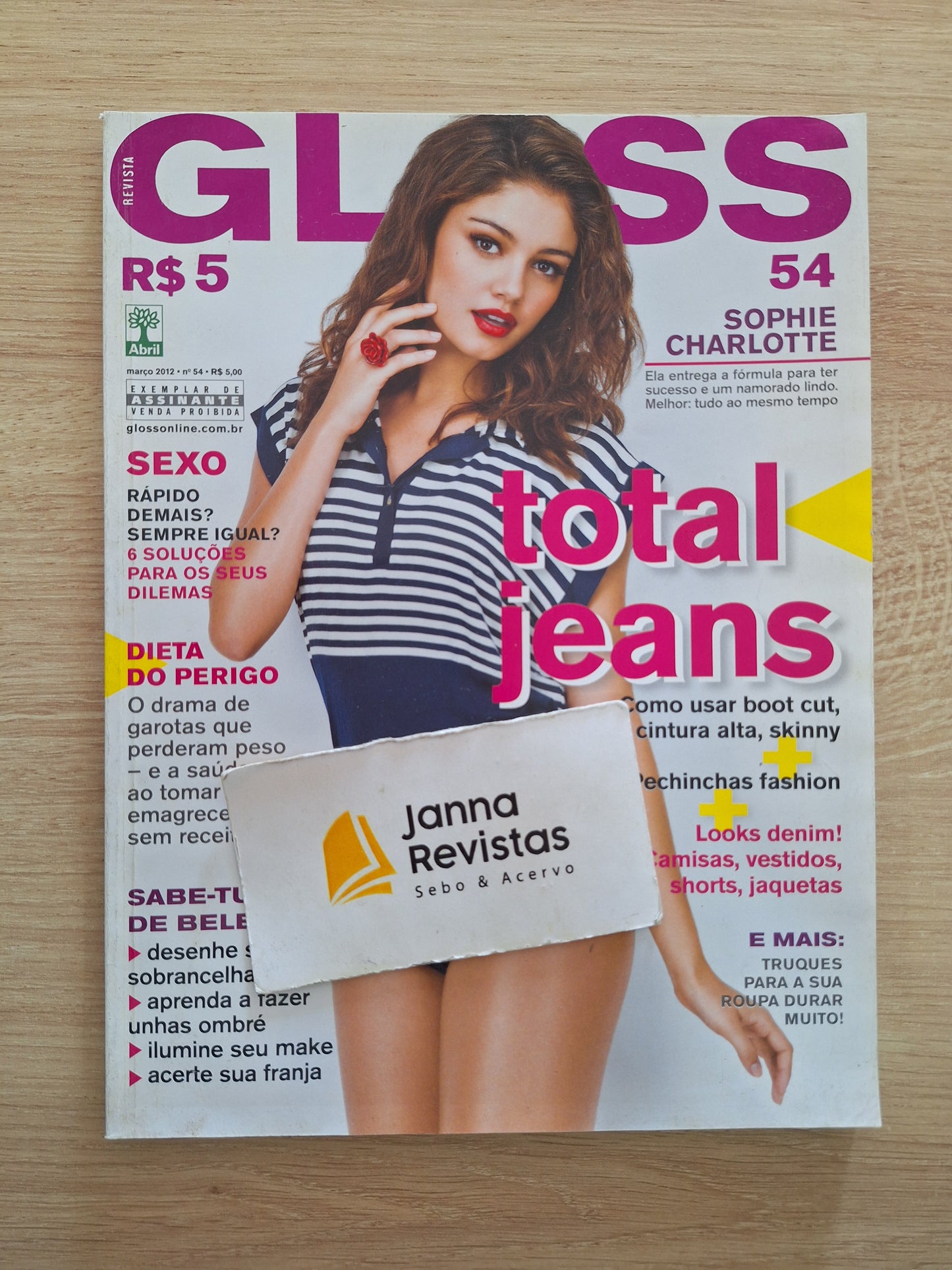 Revista Gloss 54 (2012)