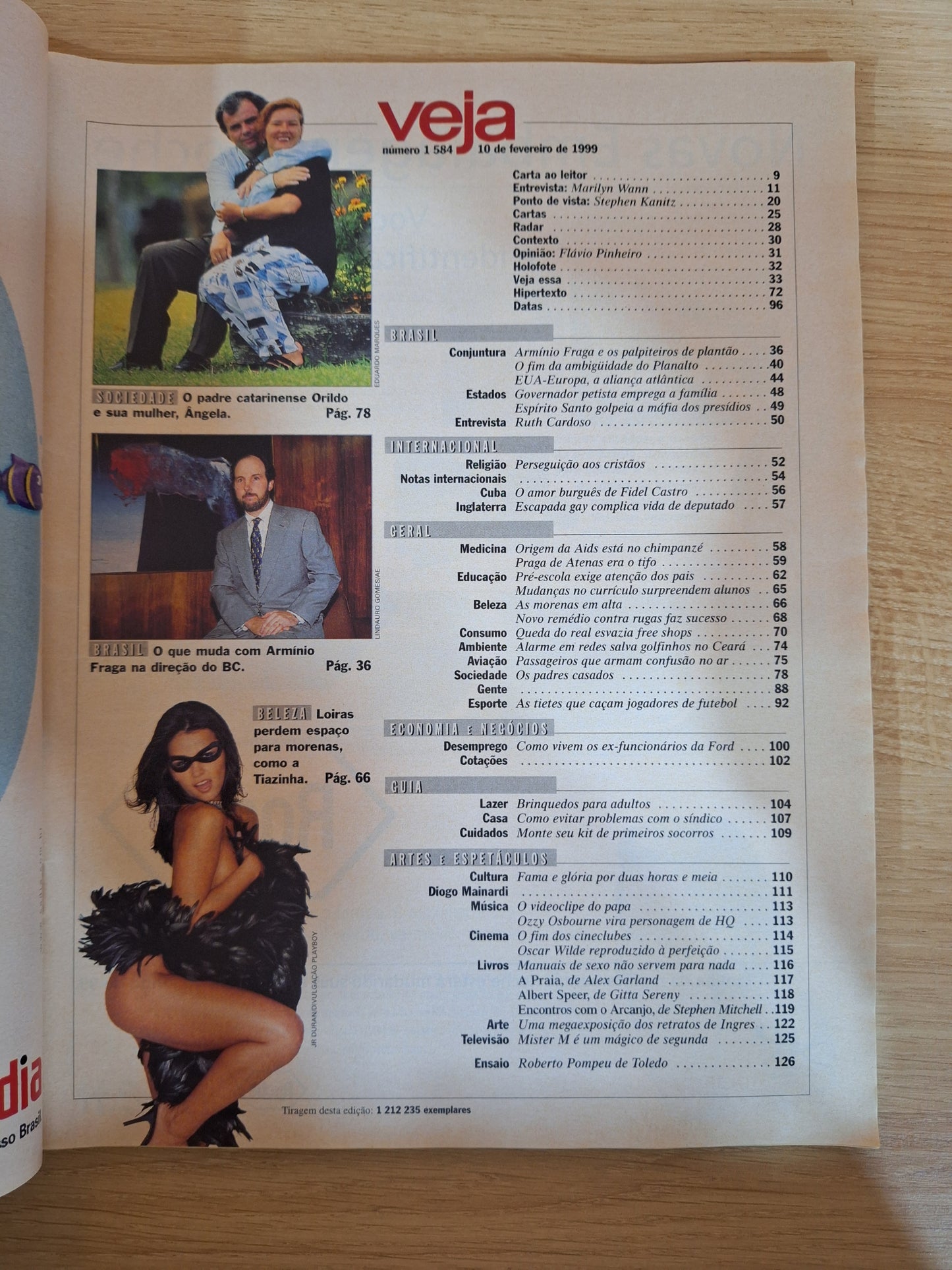 Revista Veja 1584 (1999)